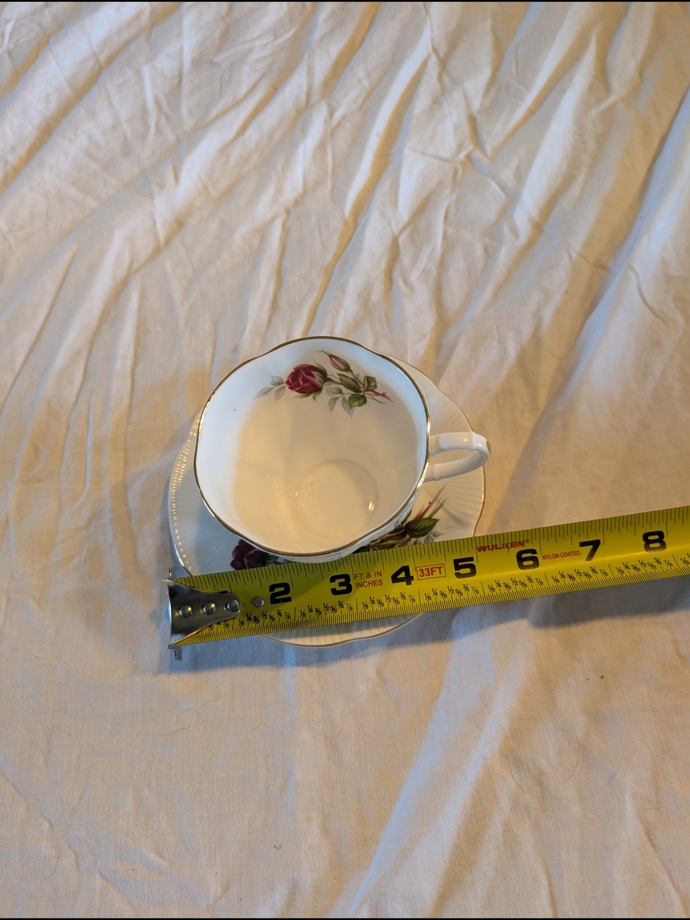 2/40$ Royal Albert Red Rose China Teacup and Saucer - Picture 7 of 8